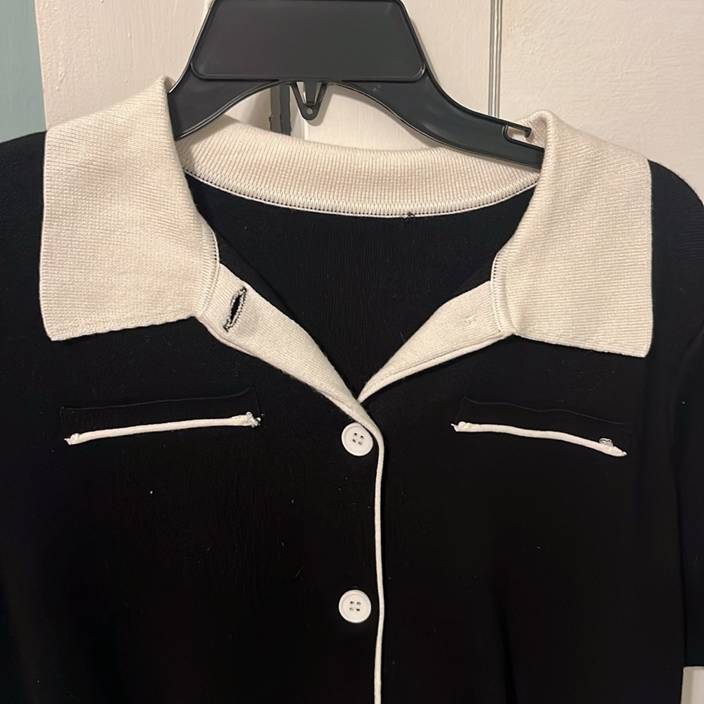 Button sweater top - Picture 3 of 4